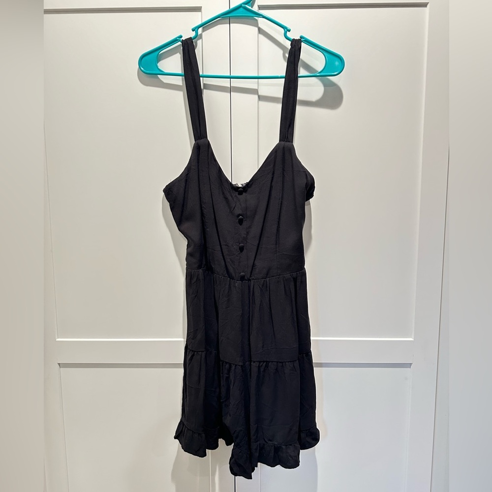 Francesca’s wide strap black romper size XL